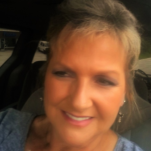 Meet your Posher, Peggy - Picture 1 of 1